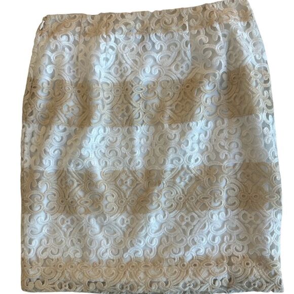 WHBM Size 4 Eyelet Lace Embroidered Tan & Cream Striped A Line Pencil Skirt - Picture 2 of 8